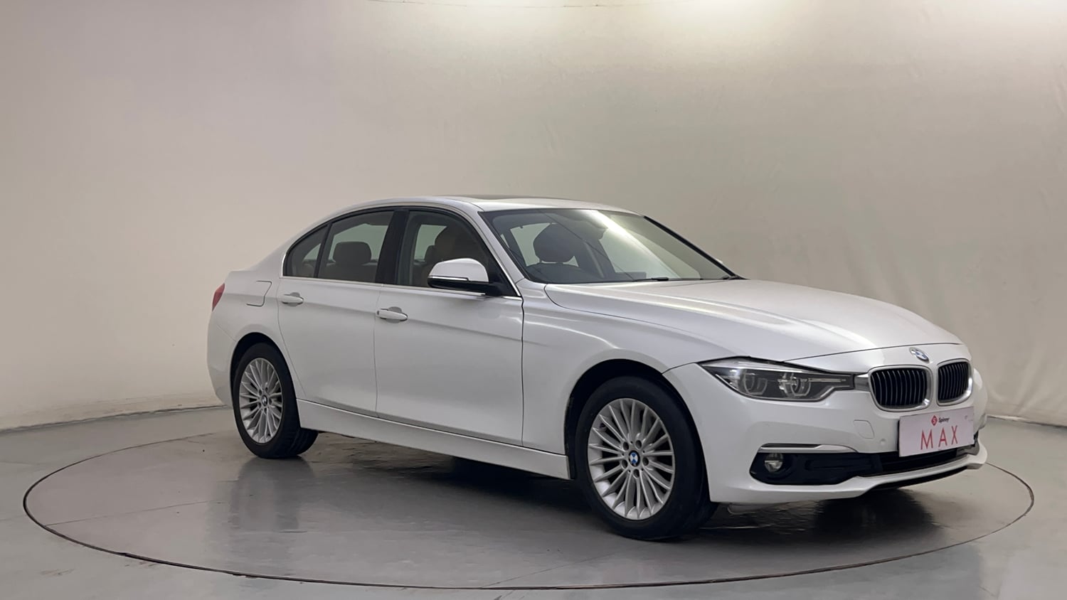Used 2019 BMW 3 Series 320d Luxury Line Diesel Automatic exterior RIGHT FRONT CORNER VIEW