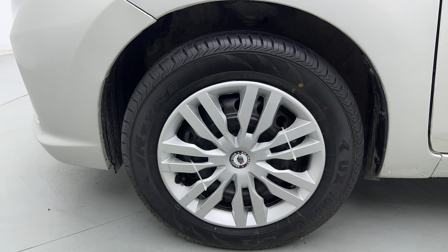 Used 2018 Maruti Suzuki Celerio ZXi Petrol Manual tyres LEFT FRONT TYRE RIM VIEW