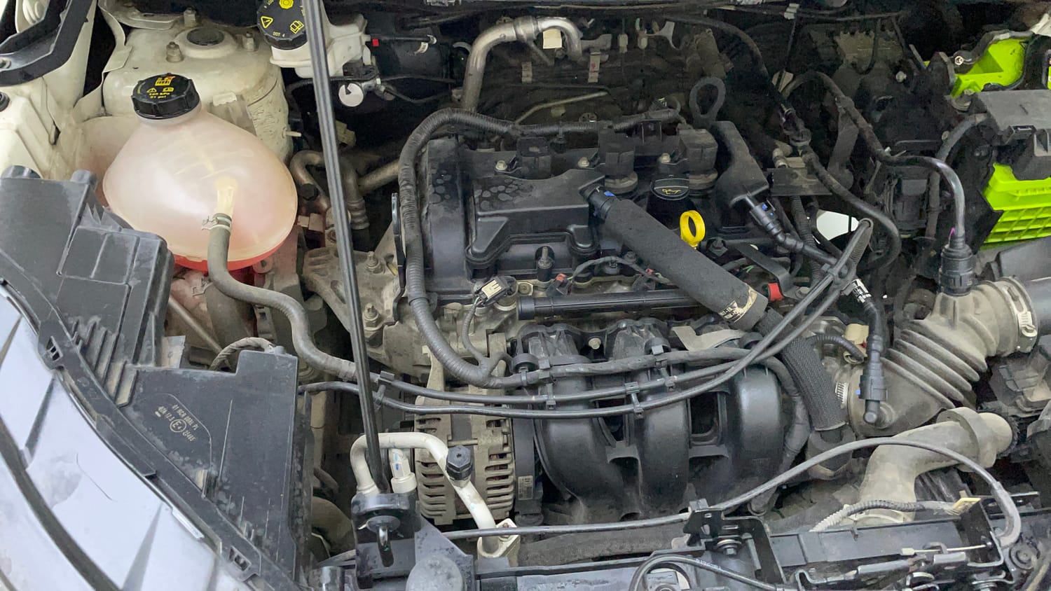 Used 2019 Ford EcoSport Thunder Edition Petrol Petrol Manual engine ENGINE RIGHT SIDE VIEW