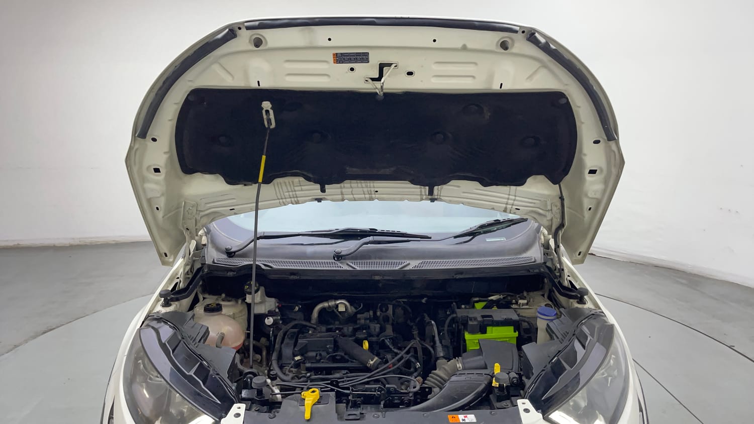 Used 2019 Ford EcoSport Thunder Edition Petrol Petrol Manual engine ENGINE & BONNET OPEN FRONT VIEW