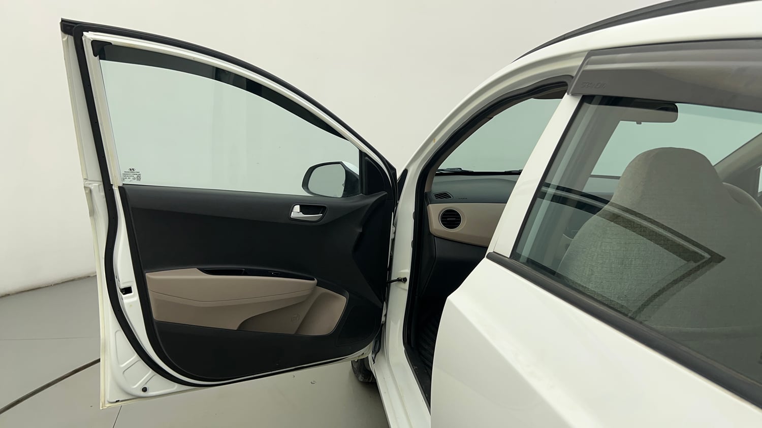 Used 2019 Hyundai Grand i10 Sportz 1.2 Kappa VTVT Petrol Manual interior LEFT FRONT DOOR OPEN VIEW
