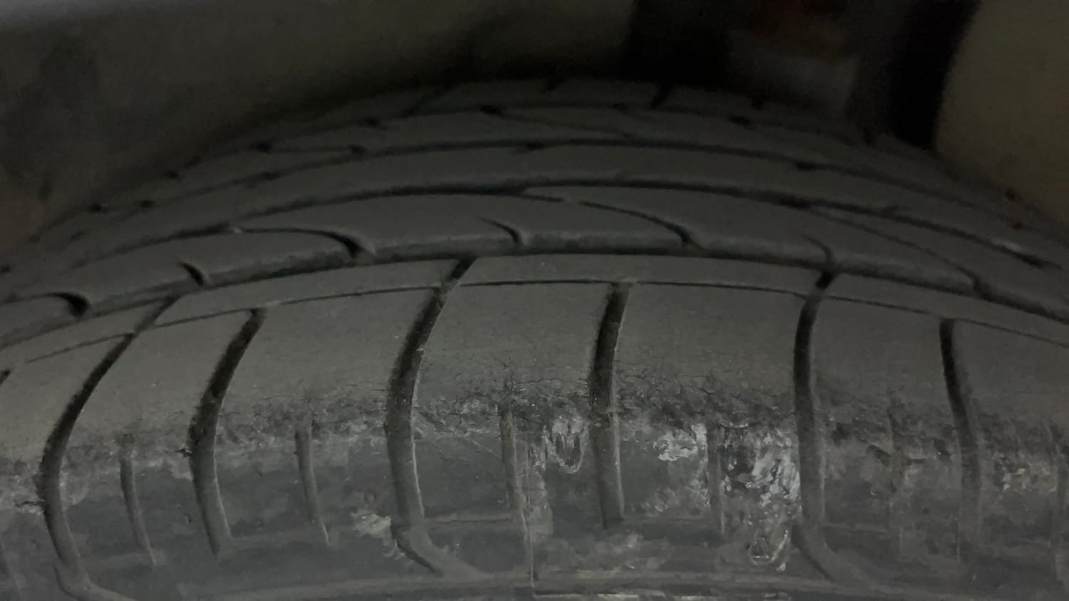 Used 2016 Hyundai Creta 1.6 SX Plus AT Petrol Petrol Automatic tyres LEFT REAR TYRE TREAD VIEW