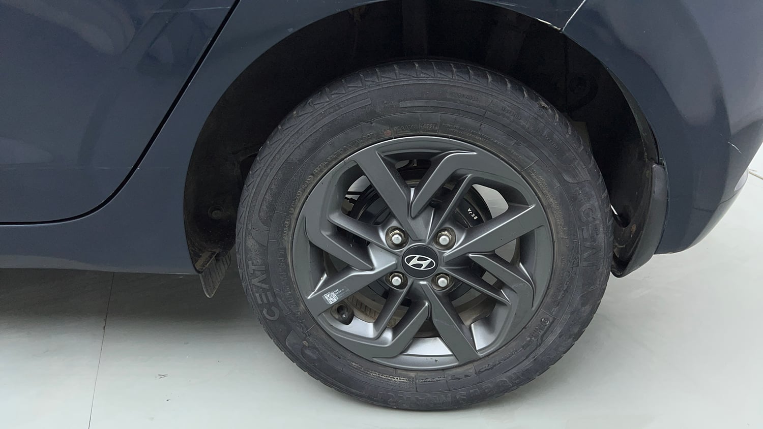 Used 2021 Hyundai Grand i10 Nios Sportz 1.2 Kappa VTVT Petrol Manual tyres LEFT REAR TYRE RIM VIEW