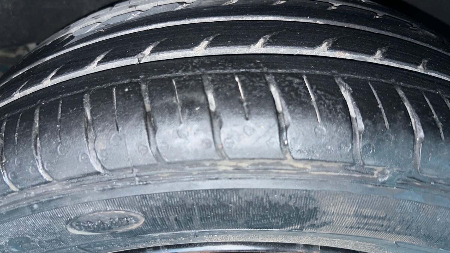 Used 2024 Hyundai Grand i10 Nios Sportz 1.2 Kappa VTVT Petrol Manual tyres LEFT REAR TYRE TREAD VIEW