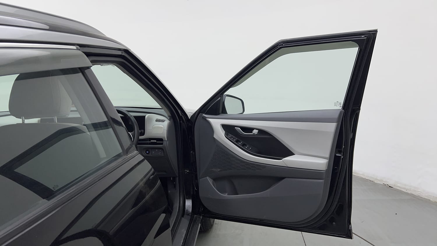 Used 2024 Hyundai Creta 1.5 MPi Petrol MT S(O) Petrol Manual interior RIGHT FRONT DOOR OPEN VIEW