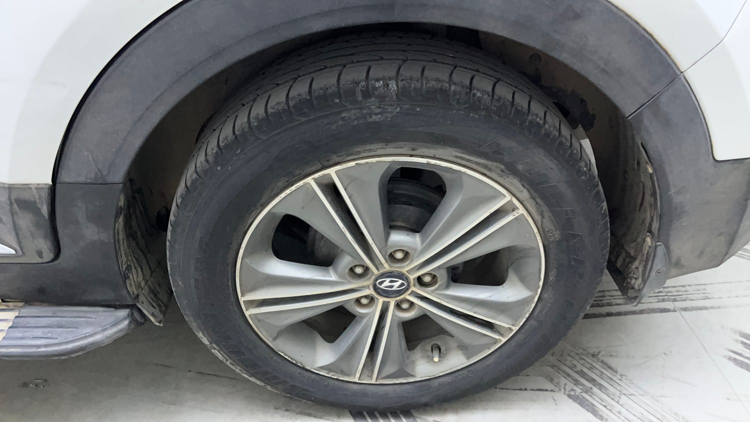 Used 2016 Hyundai Creta 1.6 SX Plus AT Petrol Petrol Automatic tyres LEFT REAR TYRE RIM VIEW