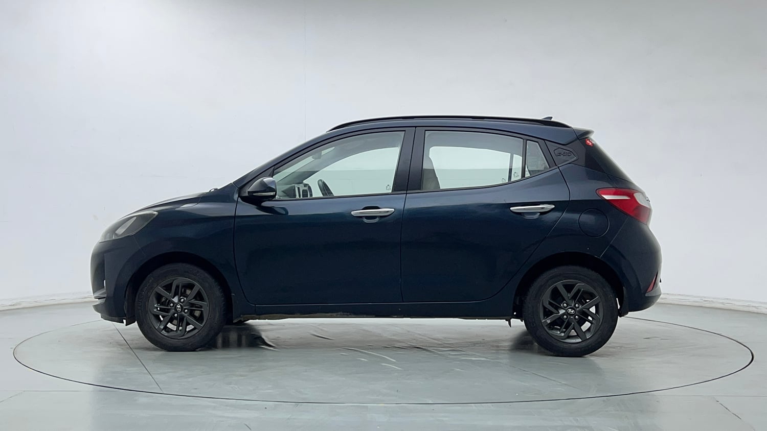 Used 2021 Hyundai Grand i10 Nios Sportz 1.2 Kappa VTVT Petrol Manual exterior LEFT SIDE VIEW