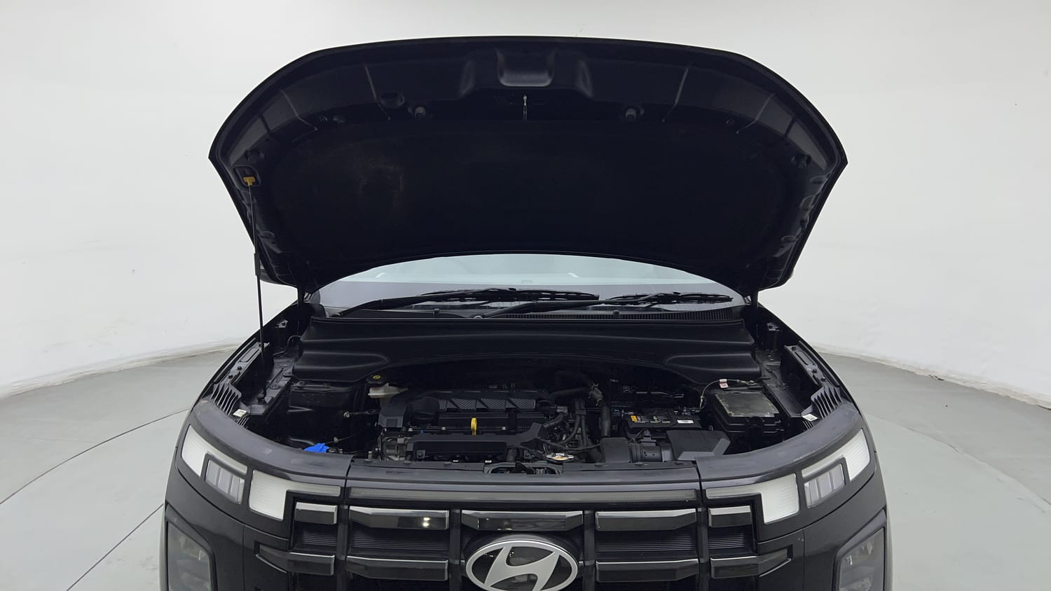 Used 2024 Hyundai Creta 1.5 MPi Petrol MT S(O) Petrol Manual engine ENGINE & BONNET OPEN FRONT VIEW