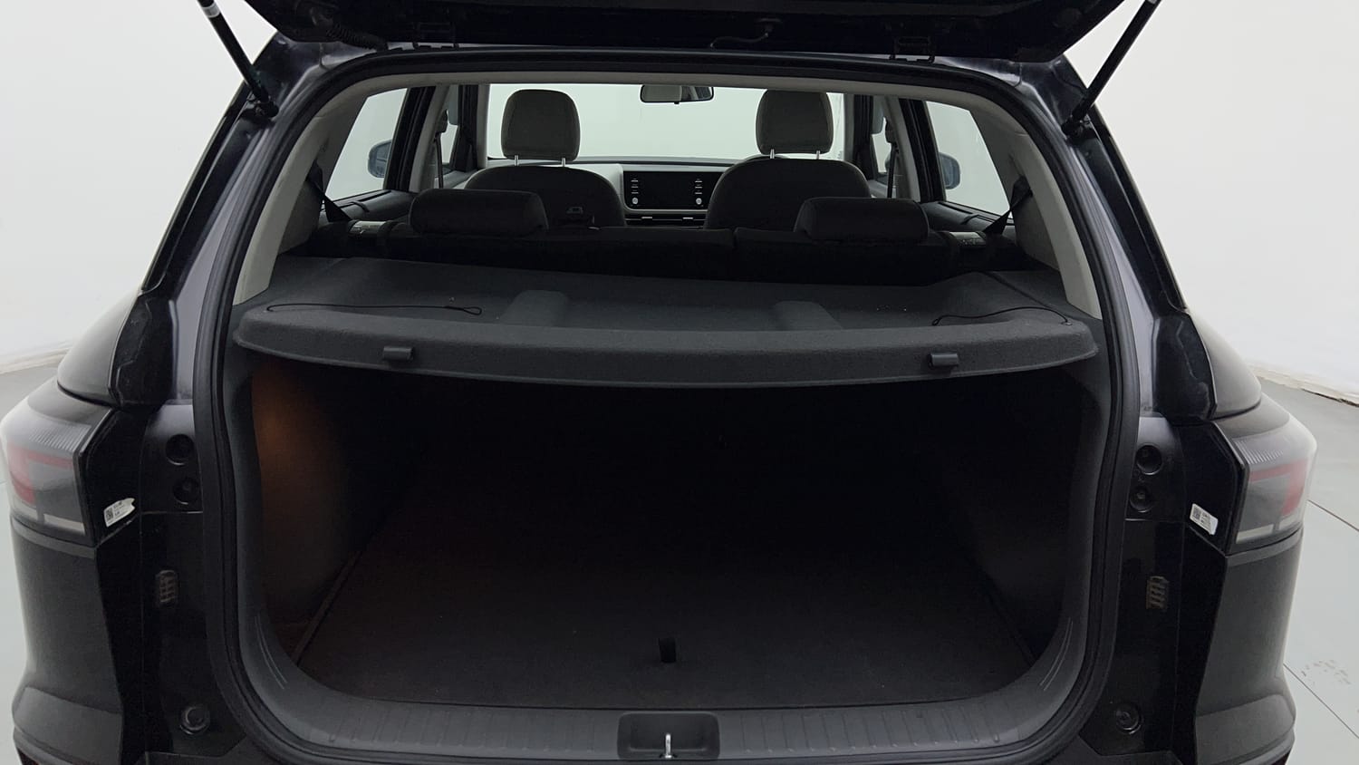 Used 2024 Hyundai Creta 1.5 MPi Petrol MT S(O) Petrol Manual interior DICKY INSIDE VIEW