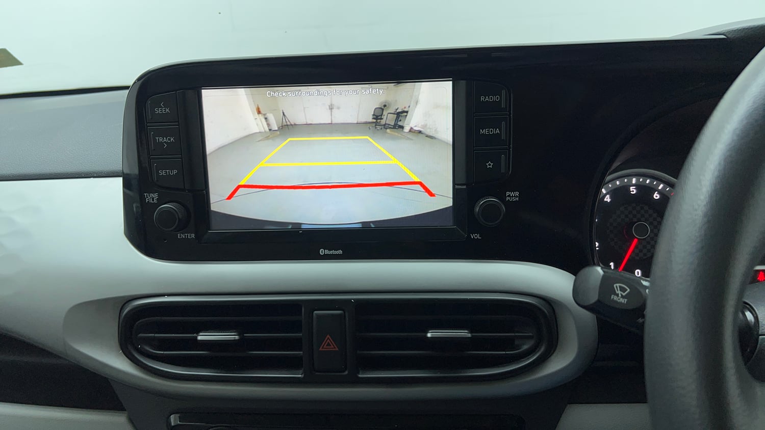 Used 2021 Hyundai Grand i10 Nios Sportz 1.2 Kappa VTVT Petrol Manual top_features Rear camera