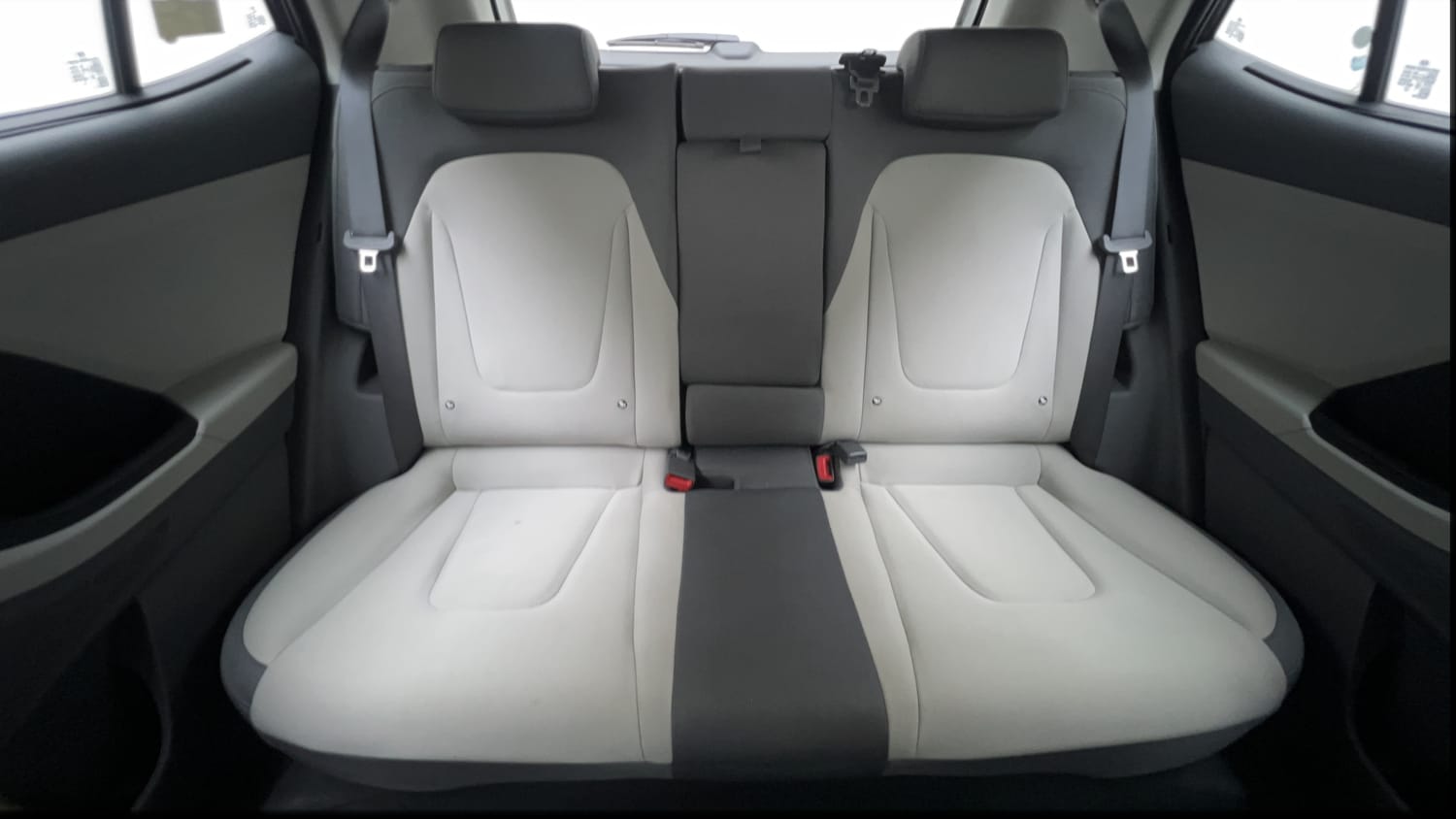 Used 2024 Hyundai Creta 1.5 MPi Petrol MT S(O) Petrol Manual interior REAR SEAT CONDITION VIEW