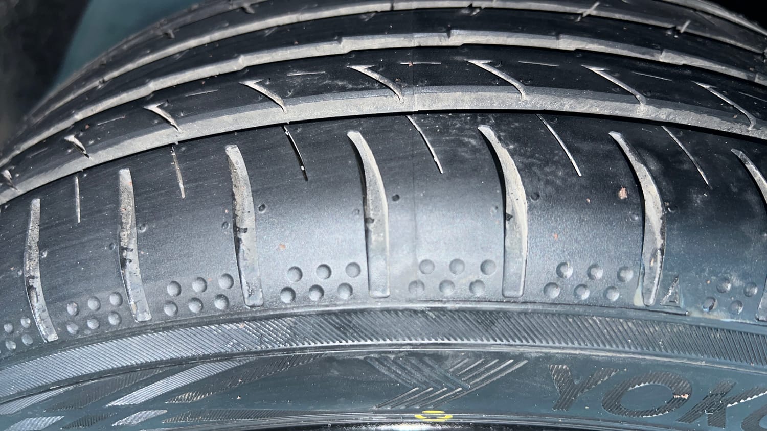 Used 2024 Hyundai Grand i10 Nios Sportz 1.2 Kappa VTVT Petrol Manual tyres LEFT FRONT TYRE TREAD VIEW