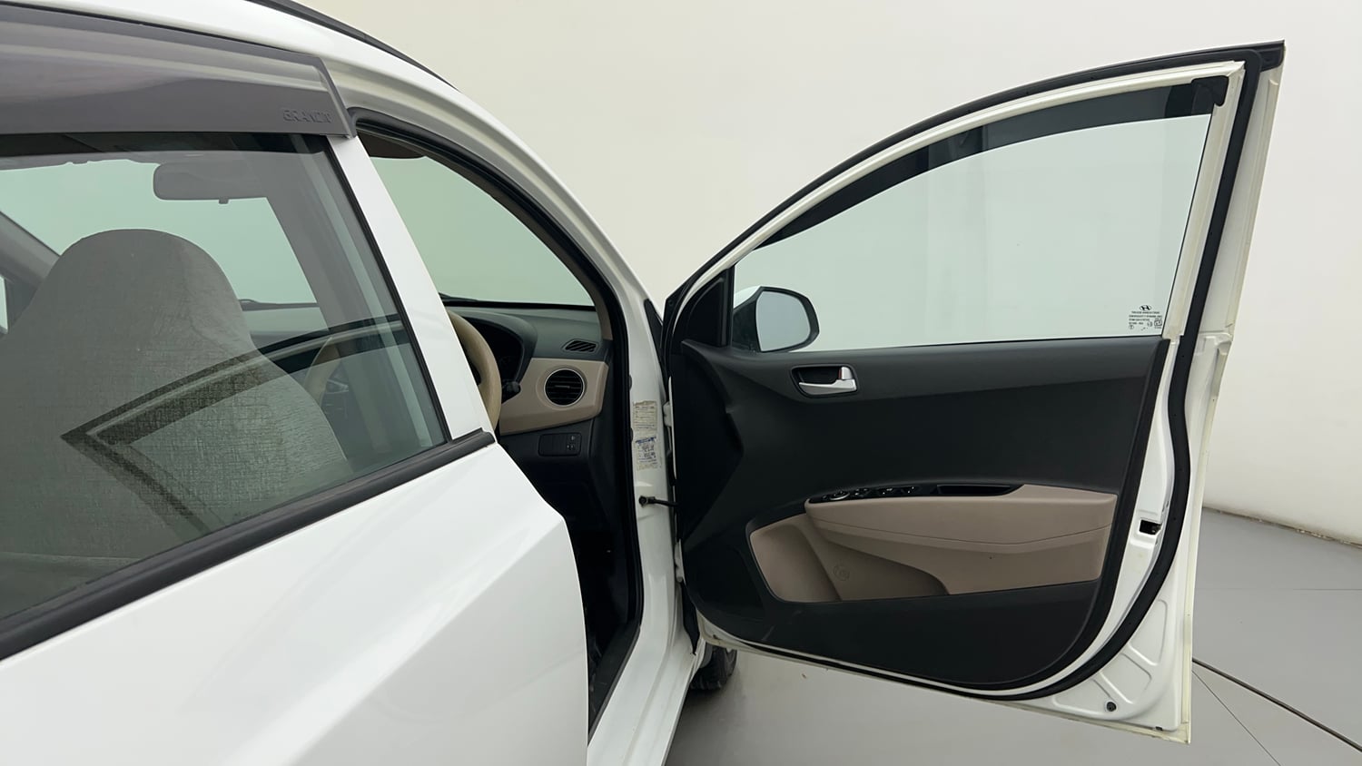 Used 2019 Hyundai Grand i10 Sportz 1.2 Kappa VTVT Petrol Manual interior RIGHT FRONT DOOR OPEN VIEW