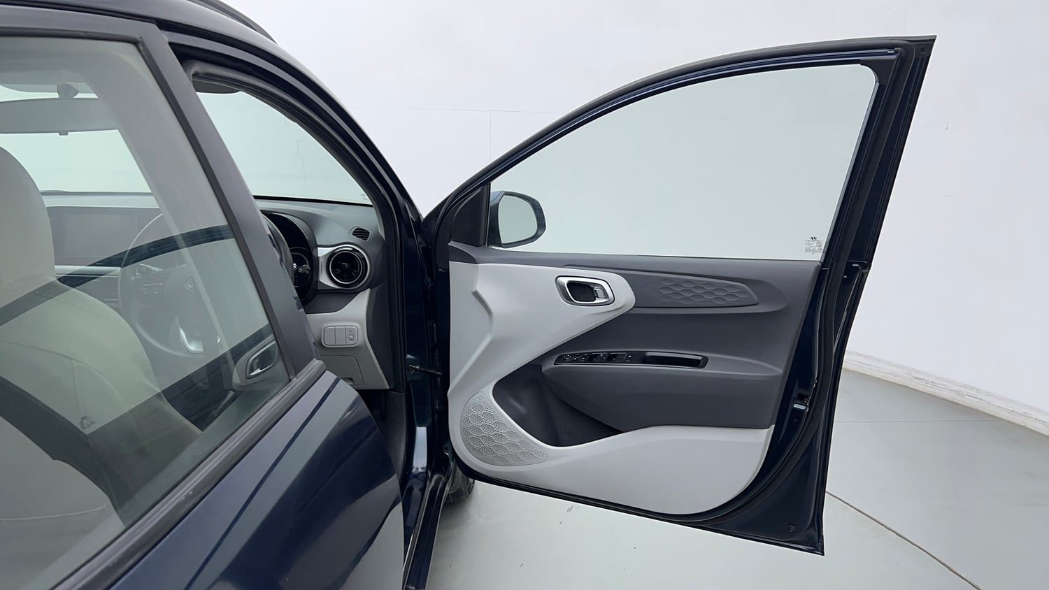 Used 2021 Hyundai Grand i10 Nios Sportz 1.2 Kappa VTVT Petrol Manual interior RIGHT FRONT DOOR OPEN VIEW