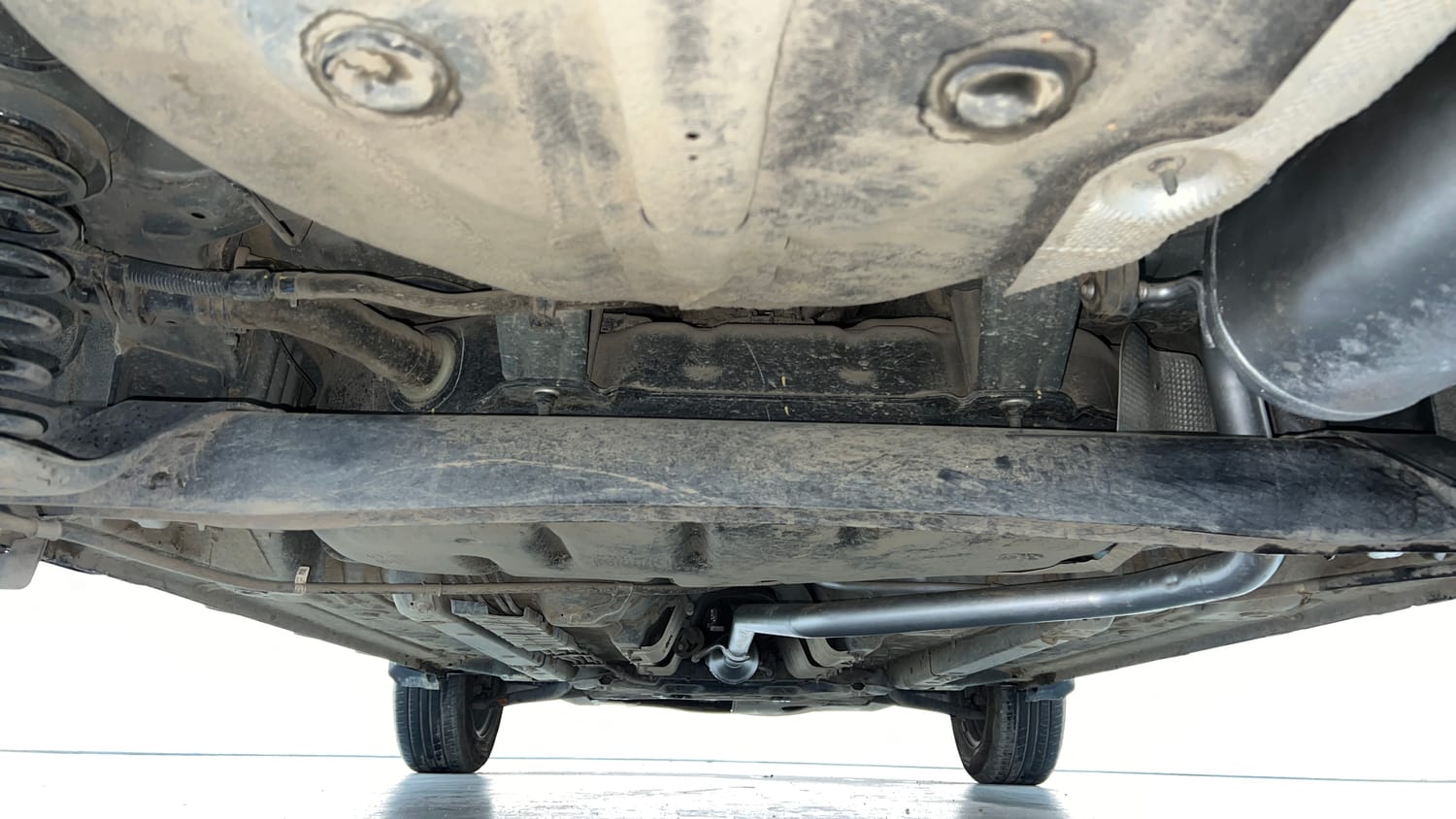 Used 2023 Hyundai Venue SX 1.2 Petrol Petrol Manual extra REAR UNDERBODY VIEW (TAKEN FROM REAR)