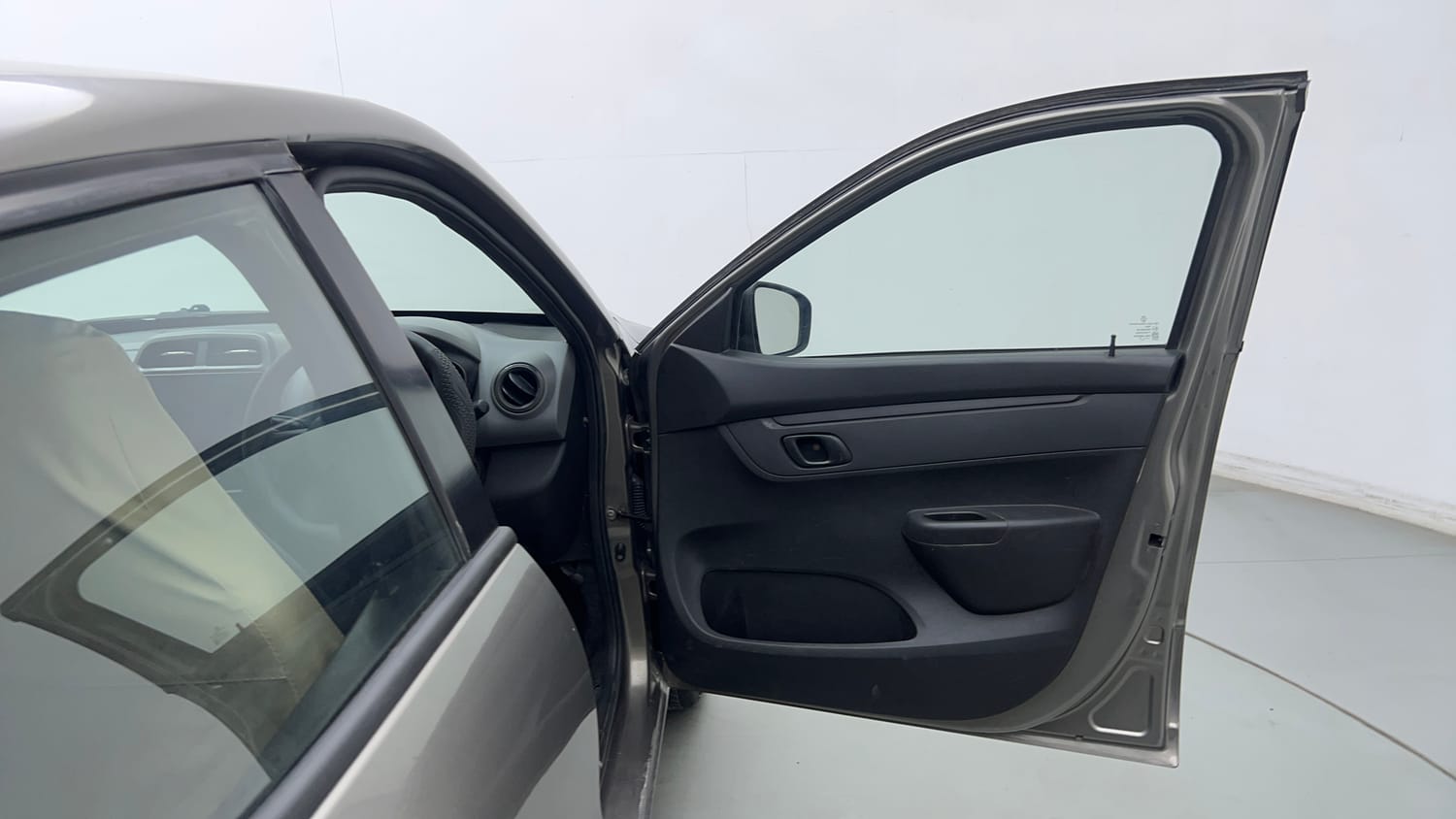2017 Renault Kwid RXT-19