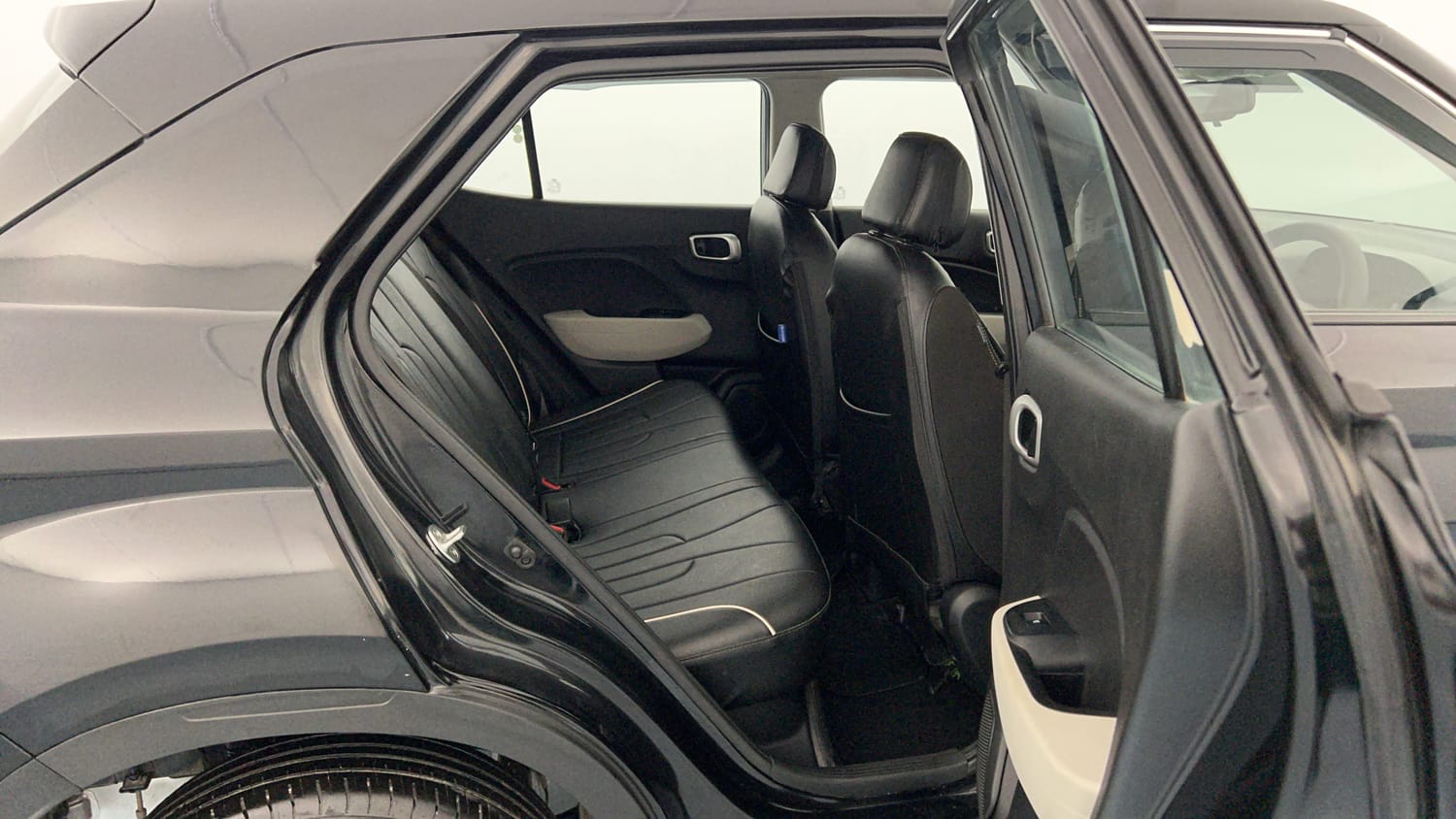 Used 2023 Hyundai Venue SX 1.2 Petrol Petrol Manual interior RIGHT SIDE REAR DOOR CABIN VIEW