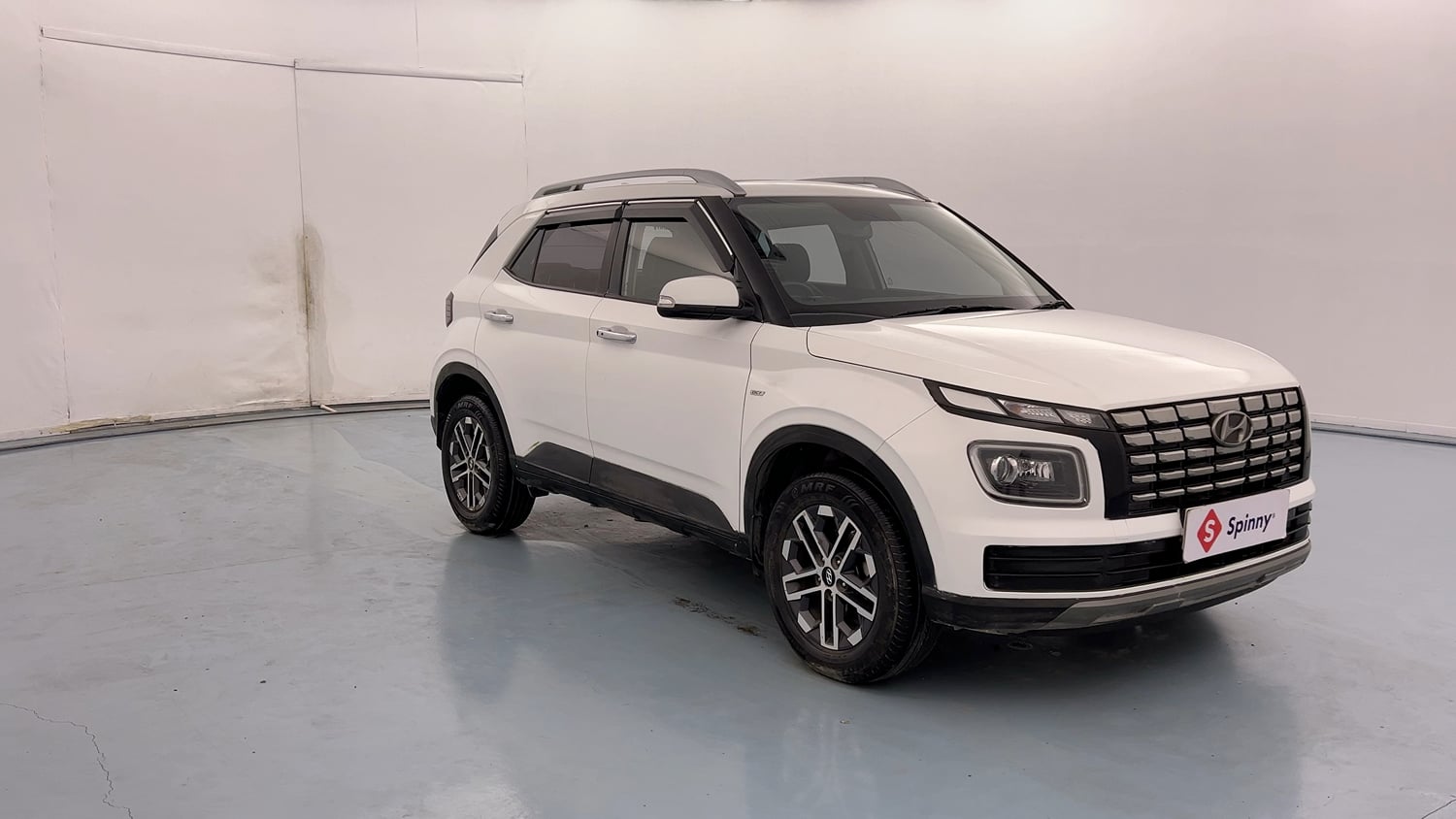 Used 2023 Hyundai Venue SX (O) 1.0 Turbo DCT Petrol Automatic exterior RIGHT FRONT CORNER VIEW