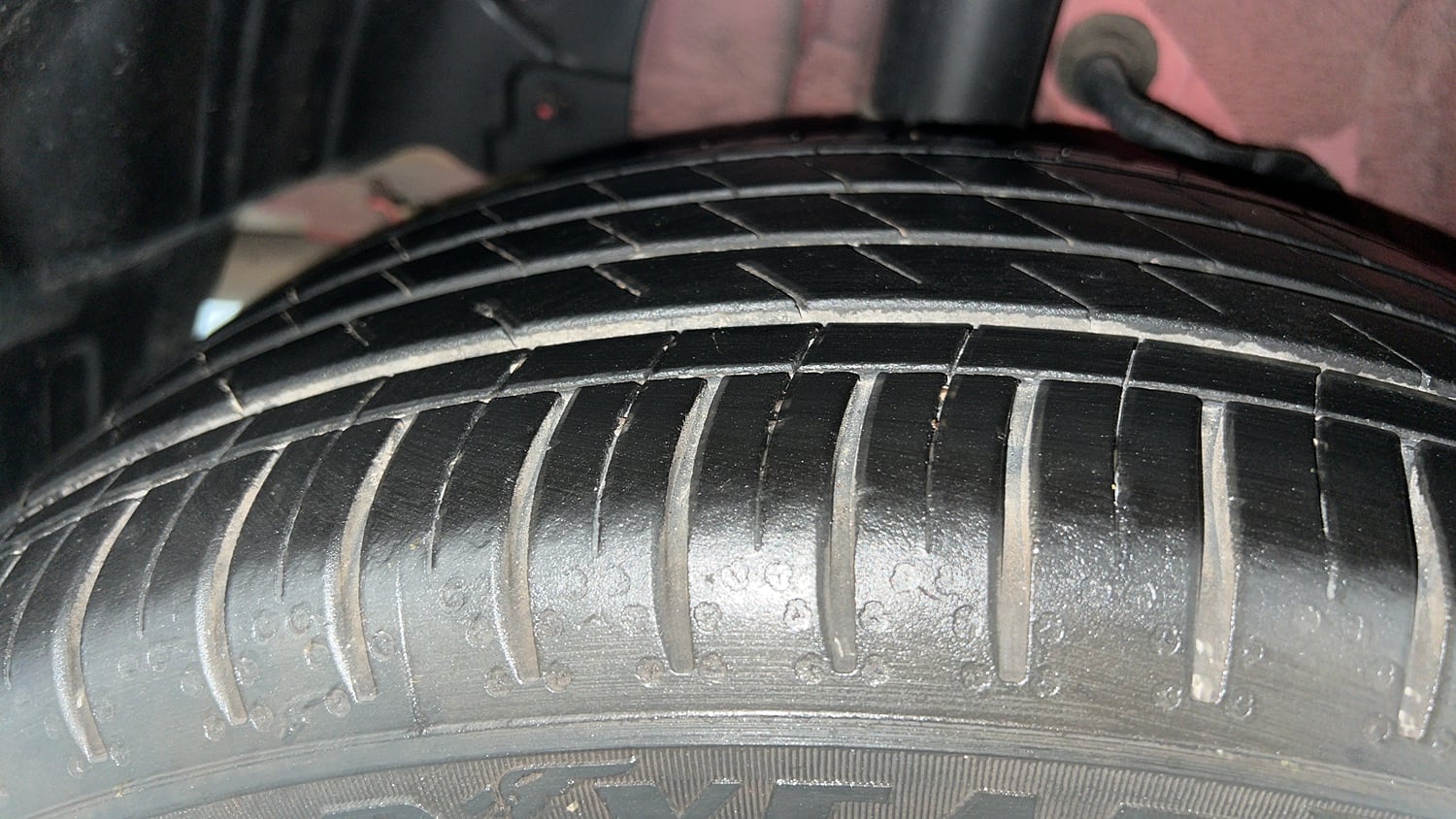 Used 2024 Tata Curvv Accomplished Plus A 1.5 Kryojet Diesel 6MT Diesel Manual tyres RIGHT REAR TYRE TREAD VIEW