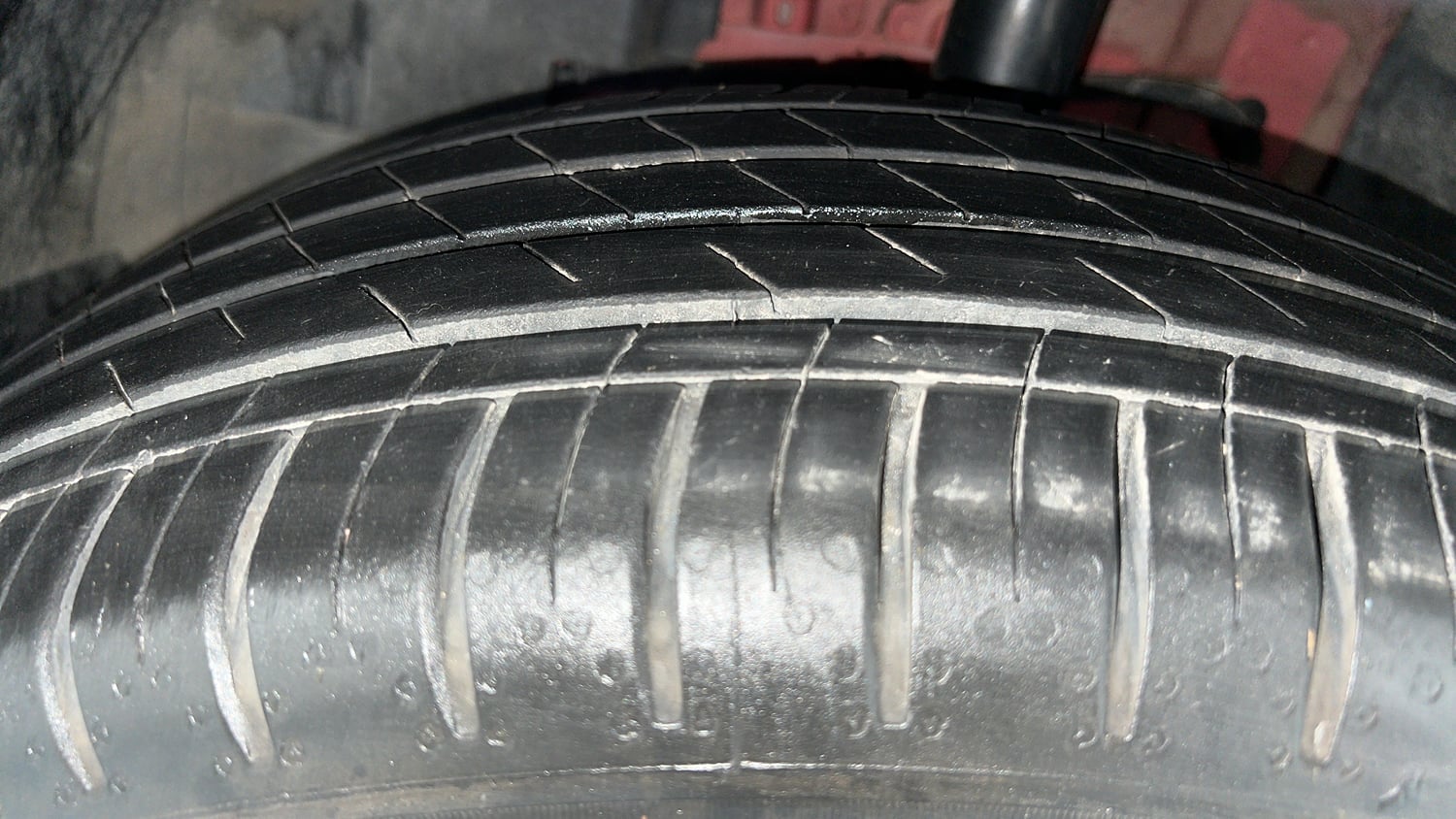 Used 2024 Tata Curvv Accomplished Plus A 1.5 Kryojet Diesel 6MT Diesel Manual tyres LEFT FRONT TYRE TREAD VIEW