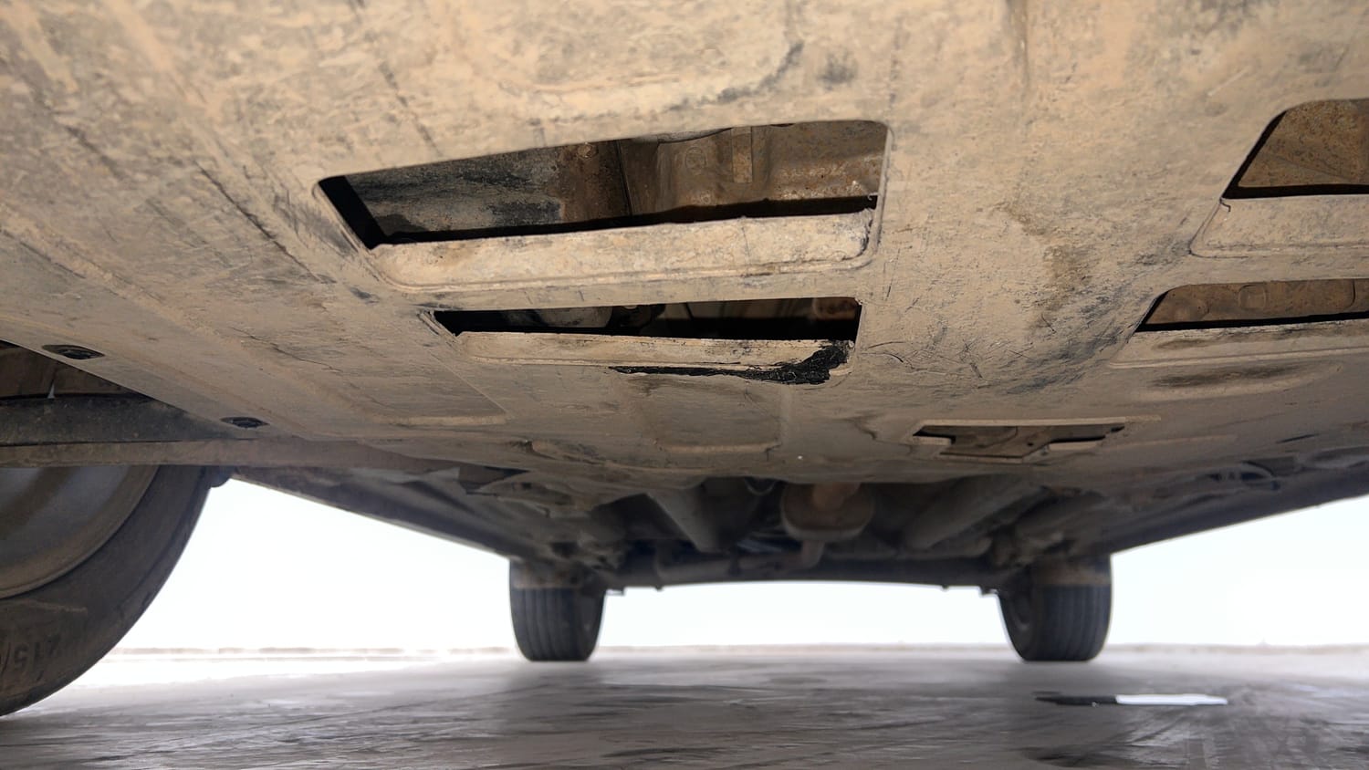 Used 2018 Hyundai Creta SX Plus 1.6 AT Petrol Petrol Automatic extra FRONT LEFT UNDERBODY VIEW
