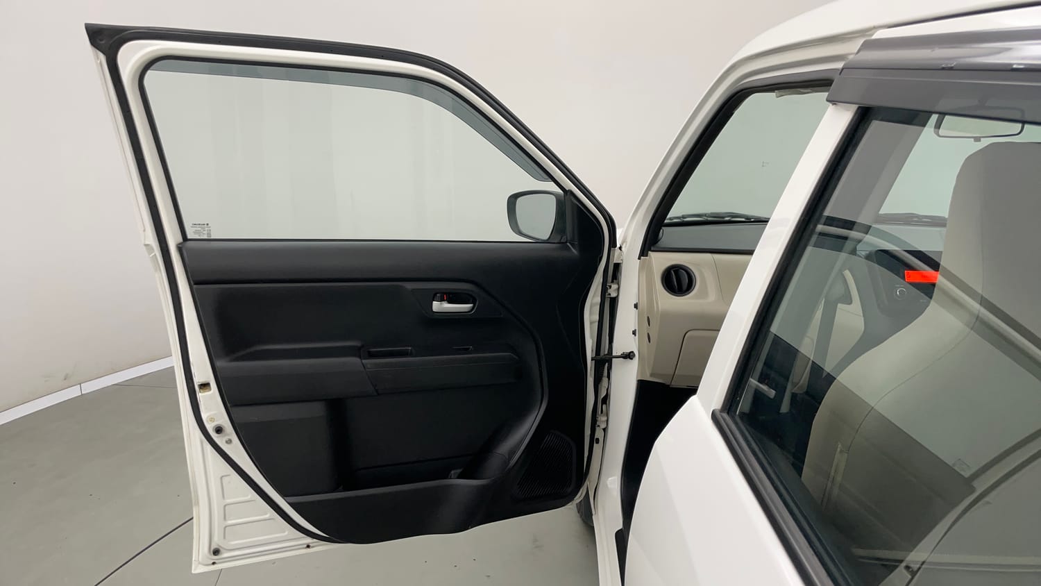 Used 2021 Maruti Suzuki Wagon R 1.0 VXi (O) 1.0 AMT Petrol Automatic interior LEFT FRONT DOOR OPEN VIEW