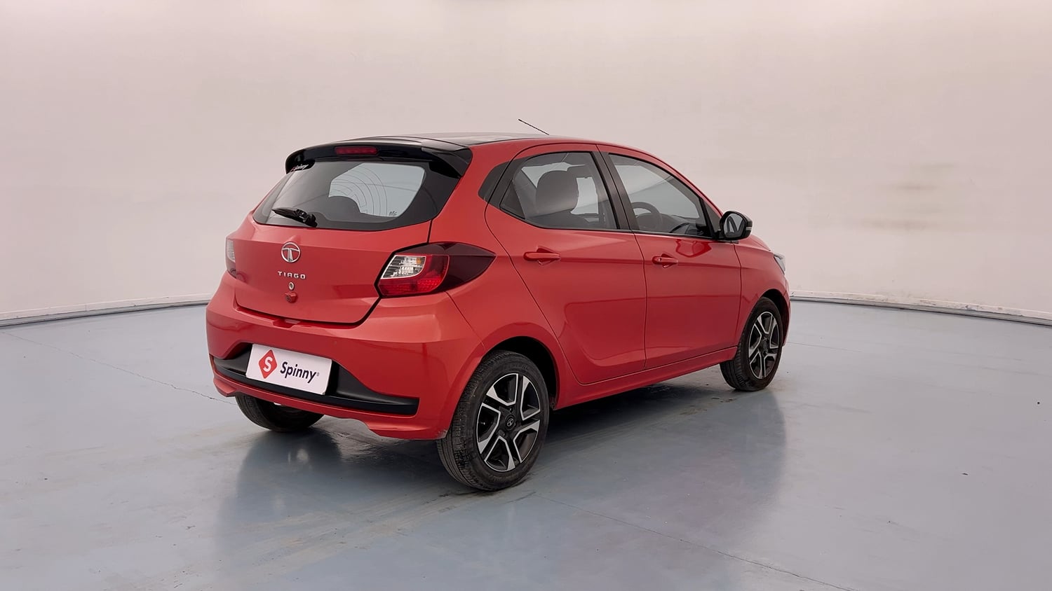 Used 2020 Tata Tiago XZA Plus Dual Tone Petrol Automatic exterior RIGHT REAR CORNER VIEW