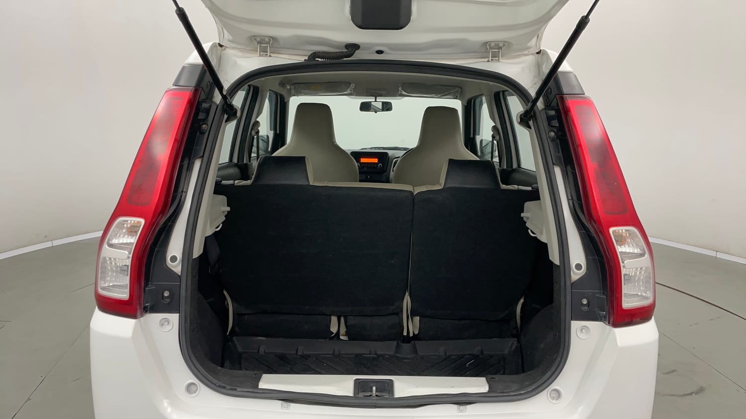 Used 2021 Maruti Suzuki Wagon R 1.0 VXi (O) 1.0 AMT Petrol Automatic interior DICKY INSIDE VIEW
