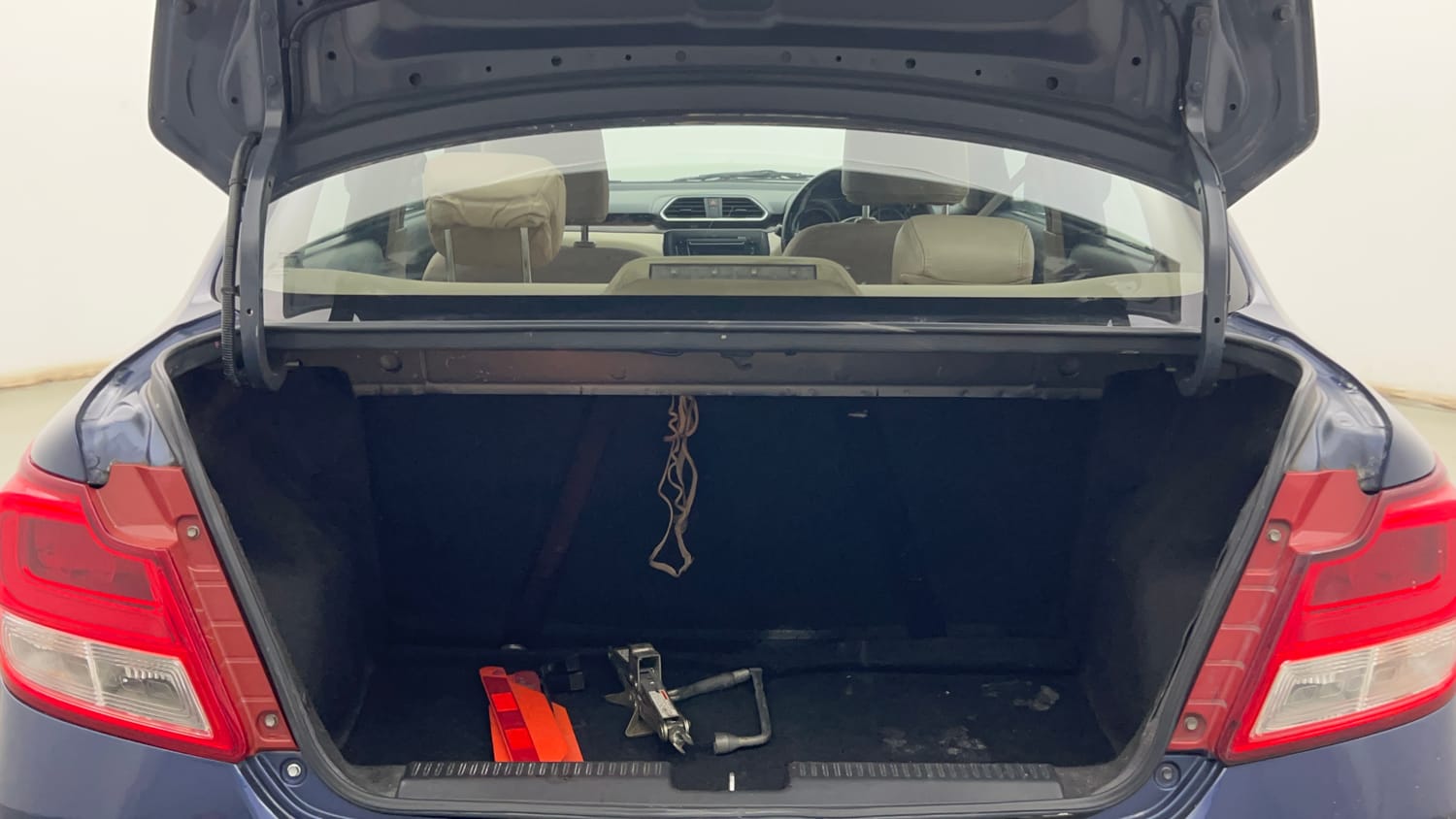 Used 2019 Maruti Suzuki Dzire VXi Petrol Manual interior DICKY INSIDE VIEW