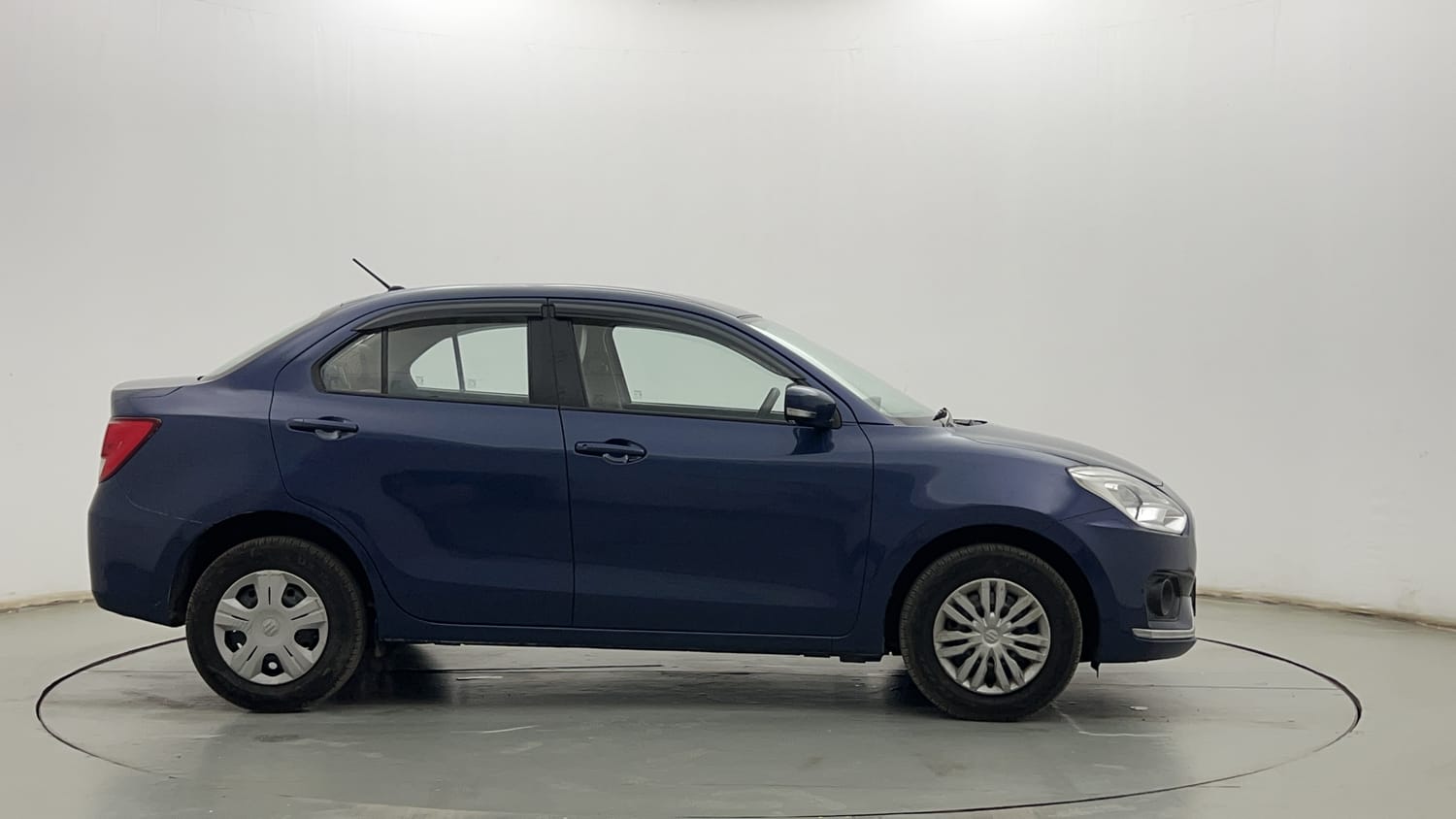 Used 2019 Maruti Suzuki Dzire VXi Petrol Manual exterior RIGHT SIDE VIEW