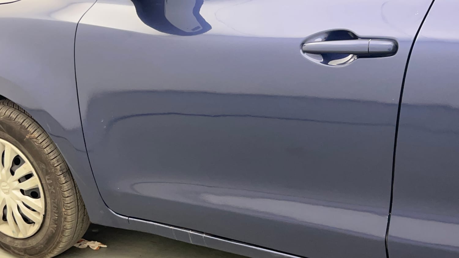 Used 2019 Maruti Suzuki Dzire VXi Petrol Manual dents MINOR DENT