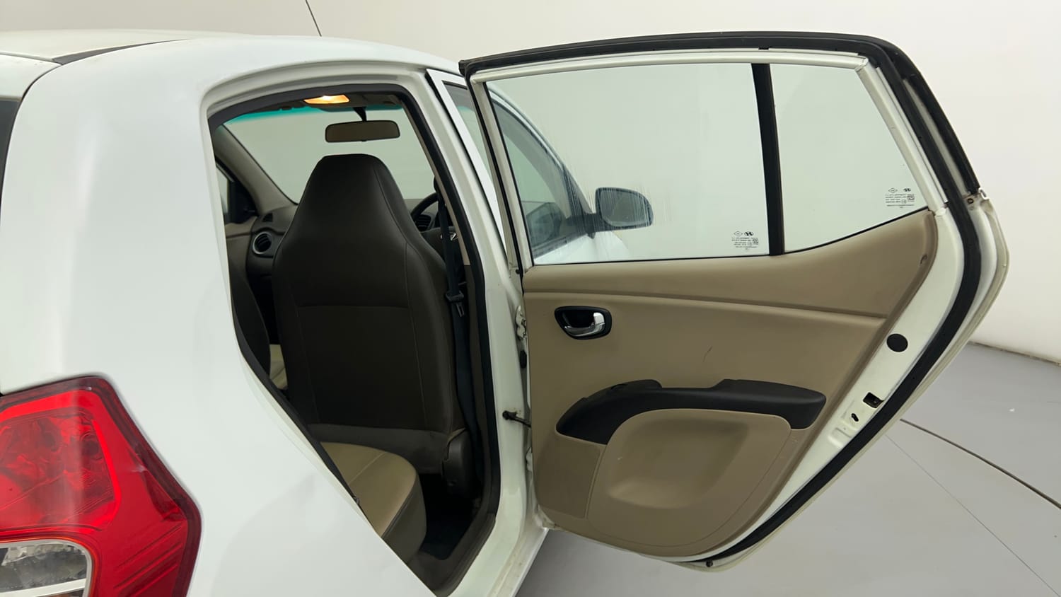 Used 2013 Hyundai i10 Magna 1.1 iRDE2 Petrol Manual interior RIGHT REAR DOOR OPEN VIEW