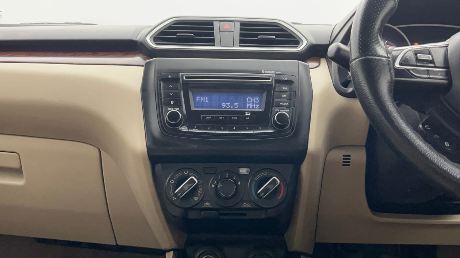 Used 2019 Maruti Suzuki Dzire VXi Petrol Manual interior MUSIC SYSTEM & AC CONTROL VIEW