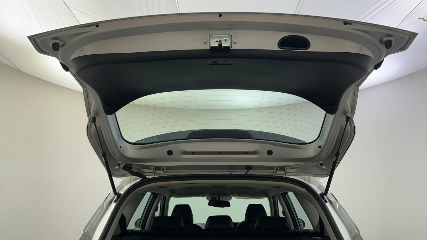 Used 2022 Kia Seltos GTX Plus 1.5 Diesel AT Diesel Automatic interior DICKY DOOR OPEN VIEW