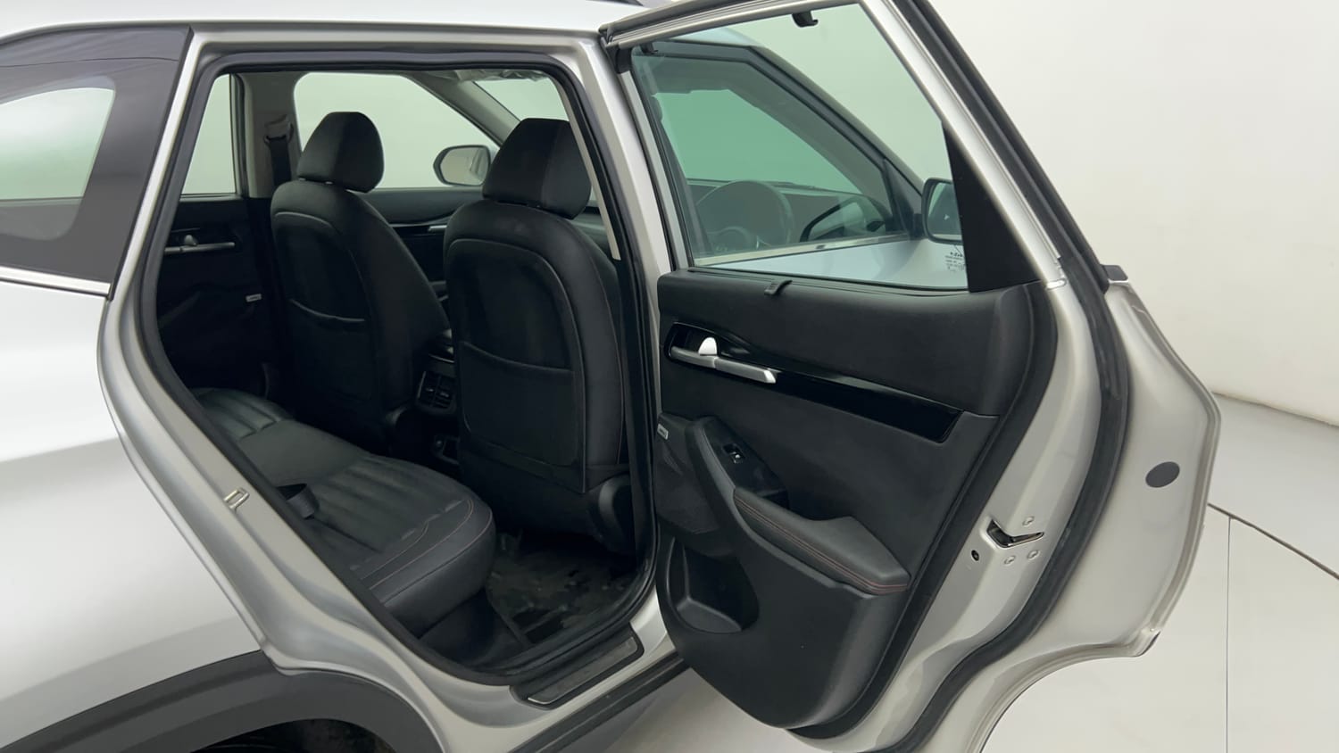 Used 2022 Kia Seltos GTX Plus 1.5 Diesel AT Diesel Automatic interior RIGHT SIDE REAR DOOR CABIN VIEW