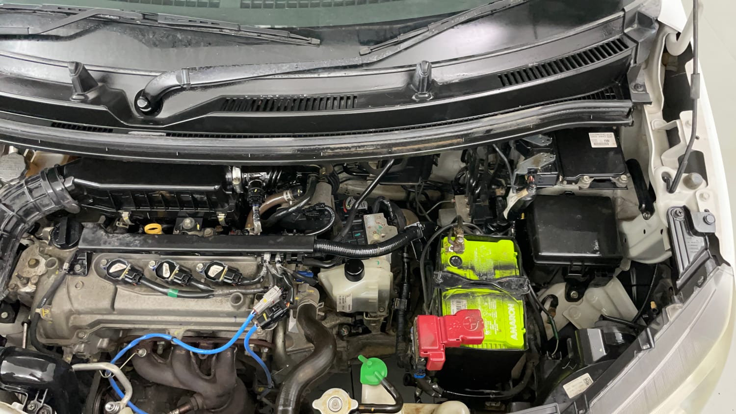 Used 2021 Maruti Suzuki Wagon R 1.0 VXi (O) 1.0 AMT Petrol Automatic engine ENGINE LEFT SIDE VIEW