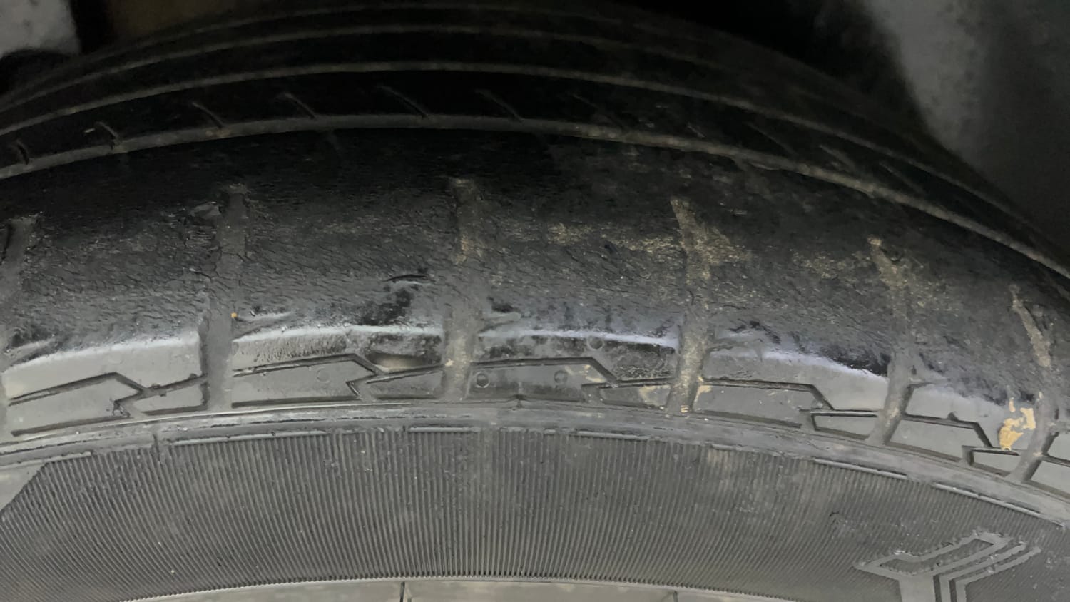 Used 2022 Kia Seltos GTX Plus 1.5 Diesel AT Diesel Automatic tyres RIGHT REAR TYRE TREAD VIEW
