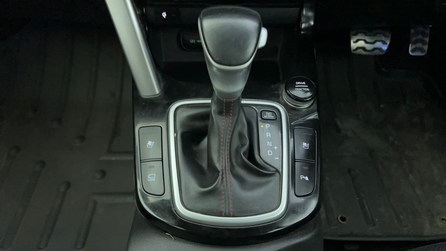 Used 2022 Kia Seltos GTX Plus 1.5 Diesel AT Diesel Automatic interior GEAR  KNOB VIEW