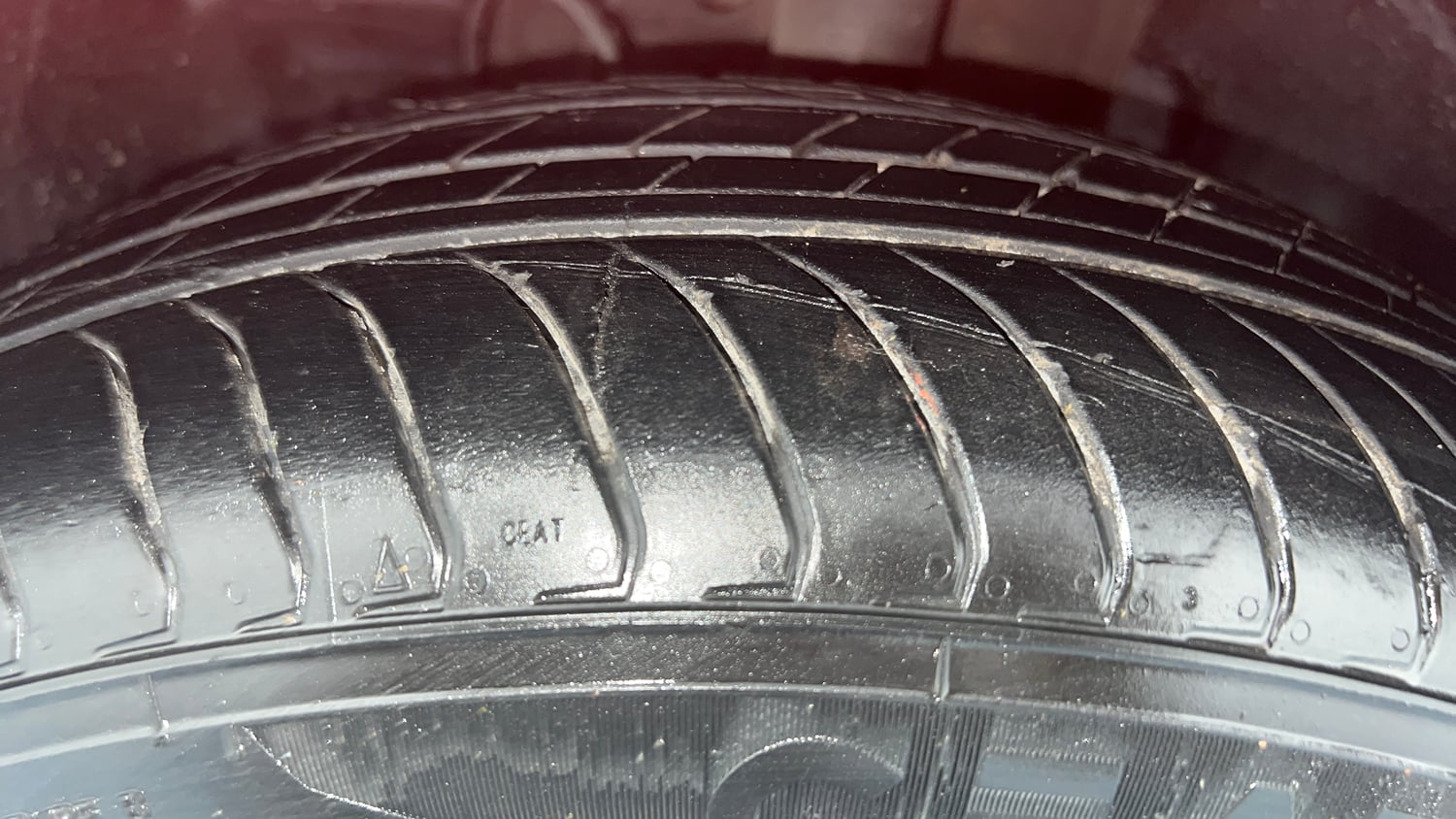 Used 2020 Tata Tiago XZA Plus Dual Tone Petrol Automatic tyres LEFT FRONT TYRE TREAD VIEW