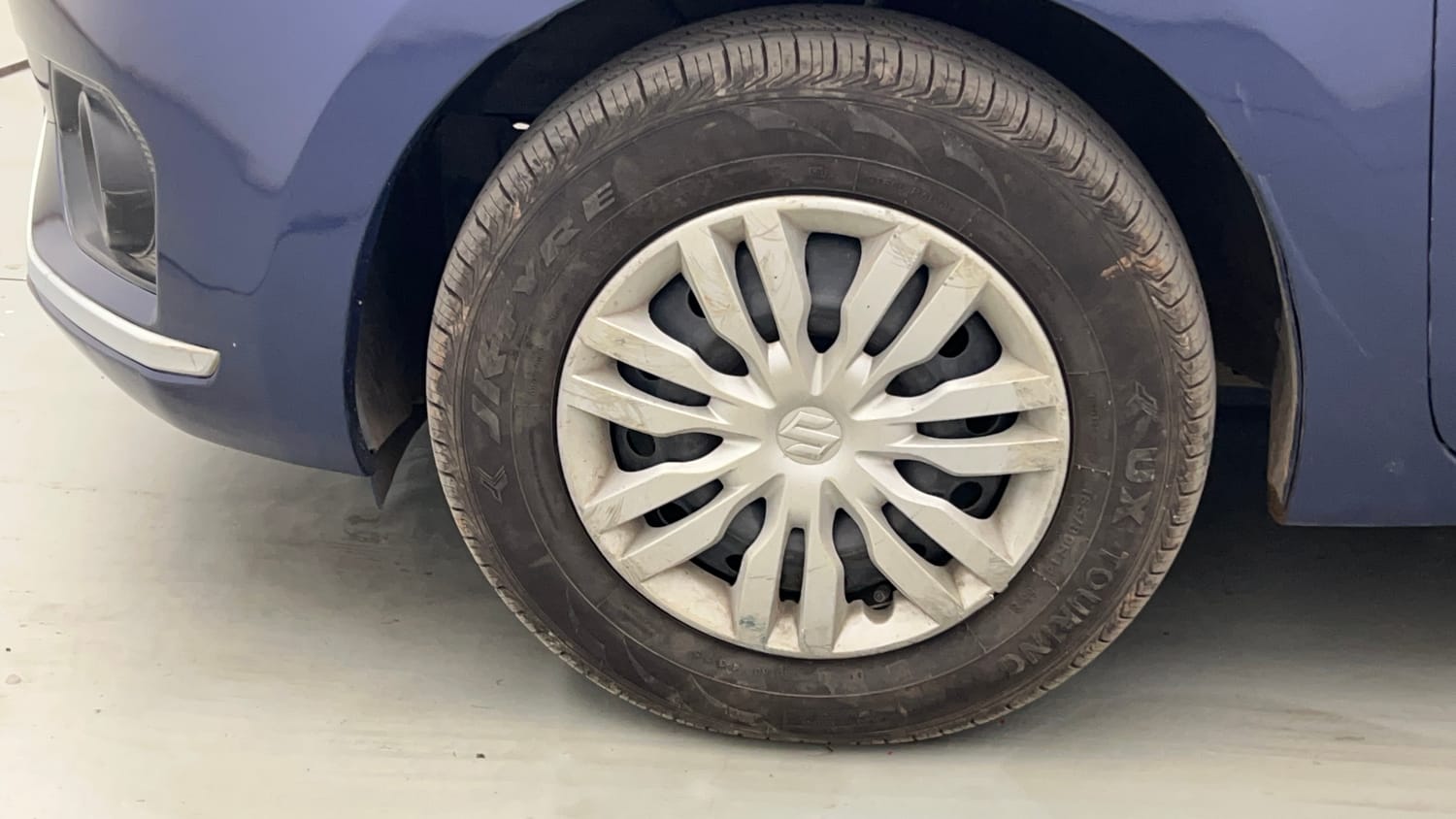Used 2019 Maruti Suzuki Dzire VXi Petrol Manual tyres LEFT FRONT TYRE RIM VIEW