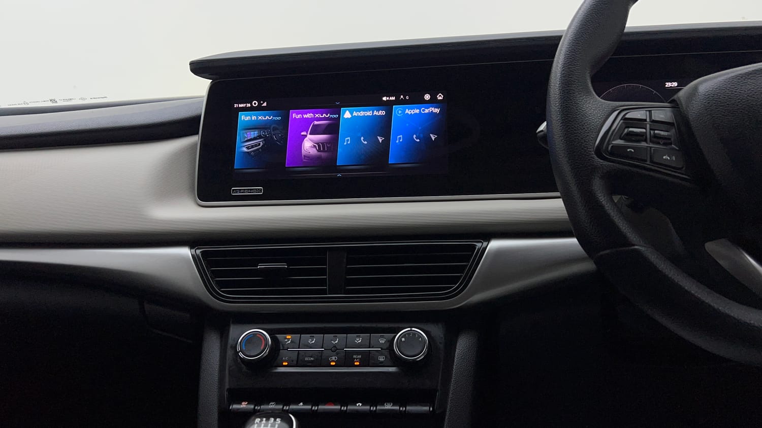 2022 Mahindra XUV700 AX 3 Diesel MT 7 STR-13