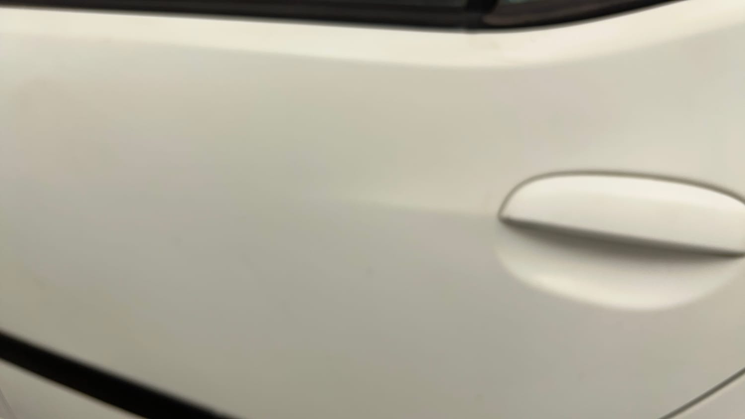 Used 2013 Hyundai i10 Magna 1.1 iRDE2 Petrol Manual dents MINOR SCRATCH