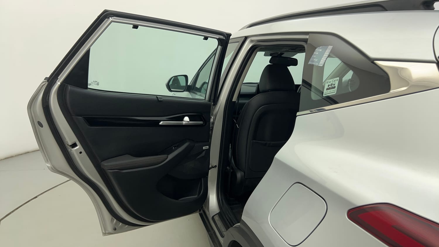 Used 2022 Kia Seltos GTX Plus 1.5 Diesel AT Diesel Automatic interior LEFT REAR DOOR OPEN VIEW