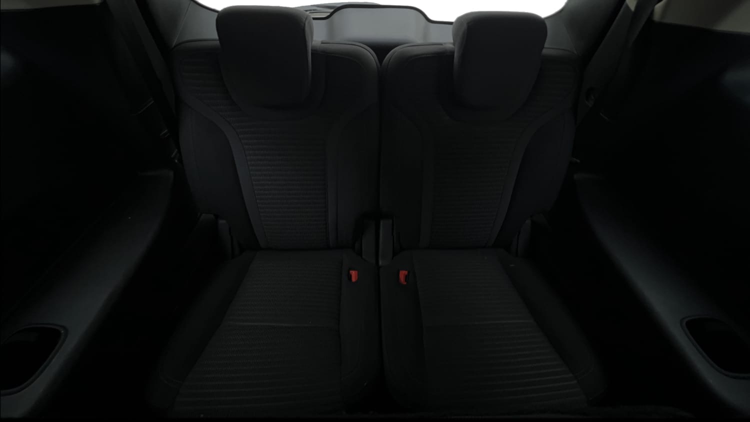 2022 Mahindra XUV700 AX 3 Diesel MT 7 STR-24