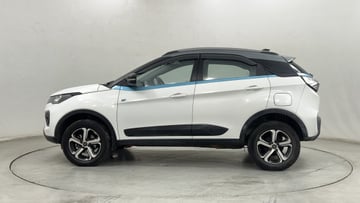 Used 2022 Tata Nexon EV XZ Plus Electric Automatic Image