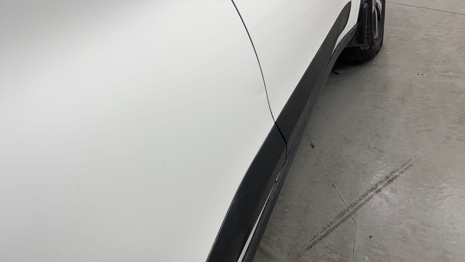 Used 2022 Tata Nexon EV XZ Plus Electric Automatic dents MINOR DENT