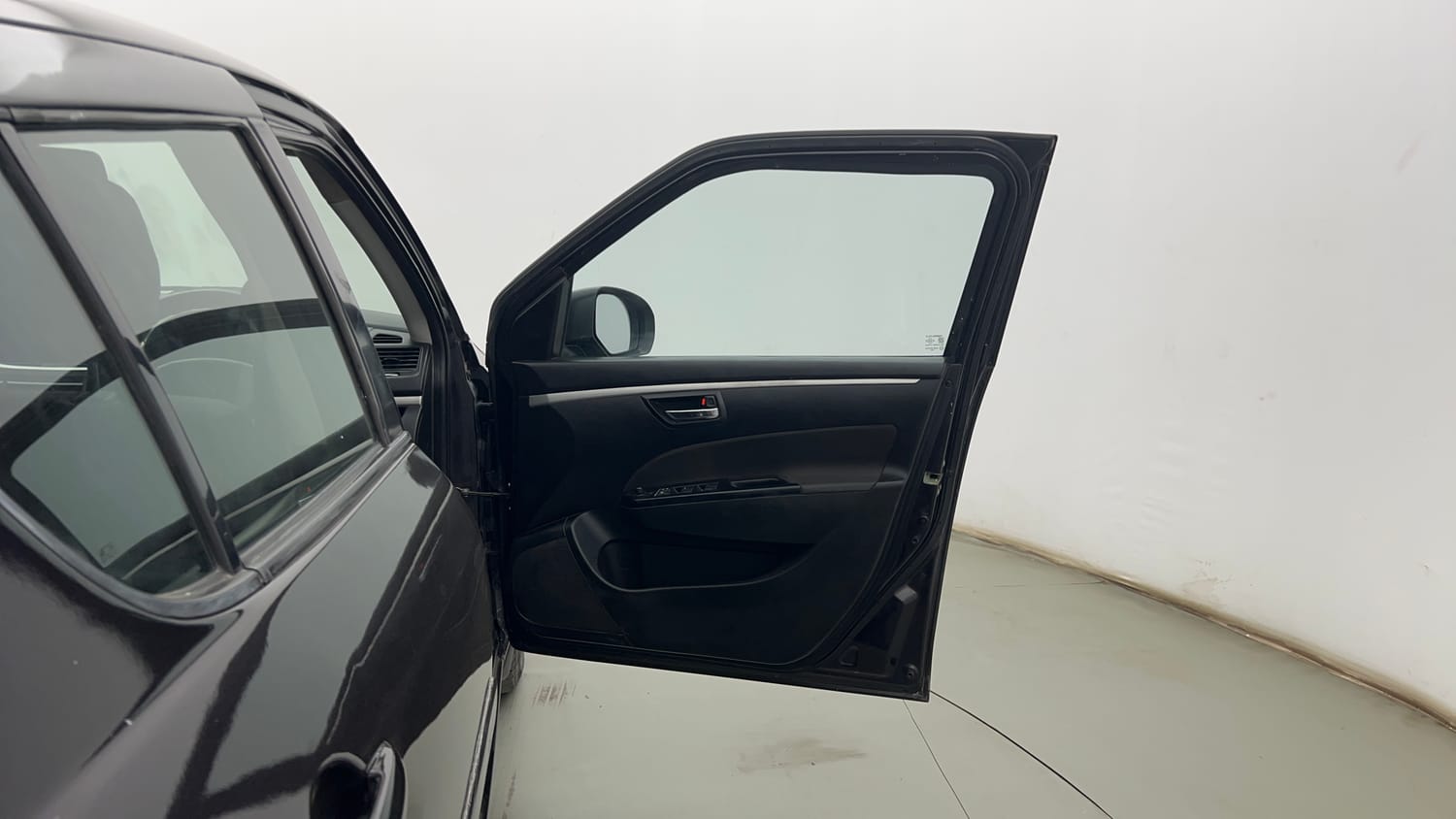 Used 2016 Maruti Suzuki Swift VXi Petrol Manual interior RIGHT FRONT DOOR OPEN VIEW