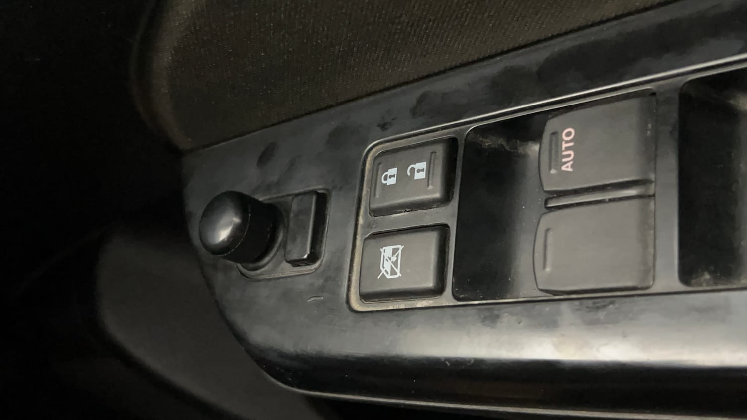 Used 2016 Maruti Suzuki Swift VXi Petrol Manual top_features Adjustable ORVM