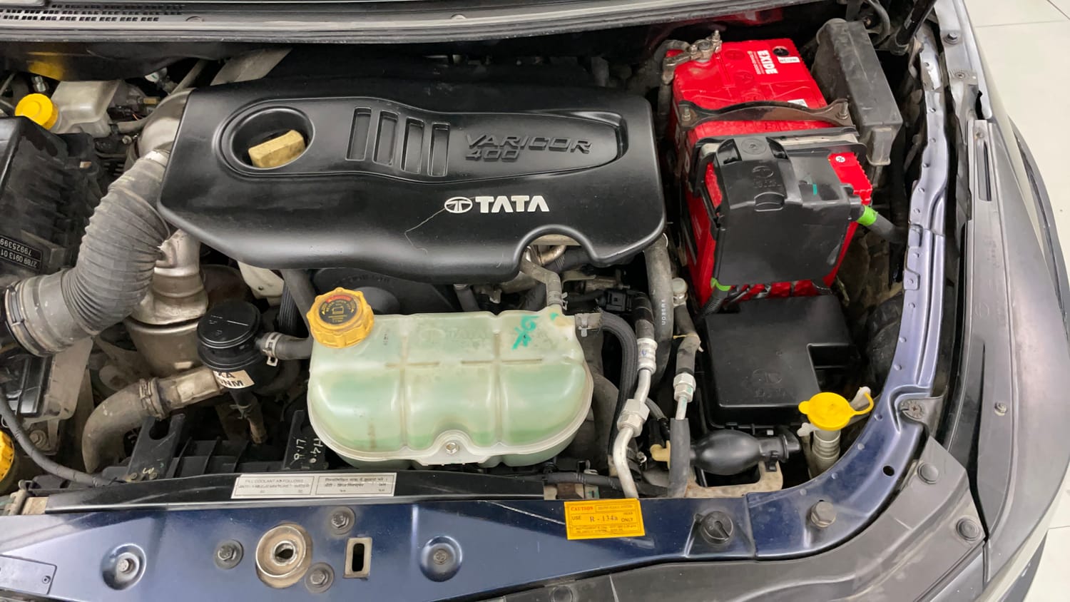 Used 2018 Tata Hexa XM 4x2 7 STR Diesel Manual engine ENGINE LEFT SIDE VIEW