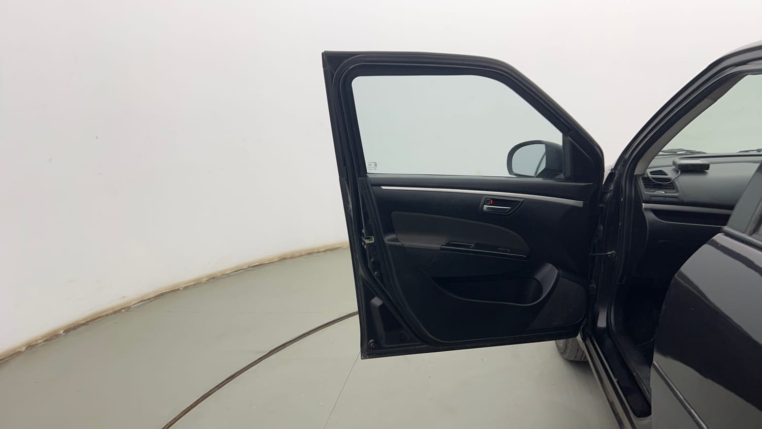 Used 2016 Maruti Suzuki Swift VXi Petrol Manual interior LEFT FRONT DOOR OPEN VIEW